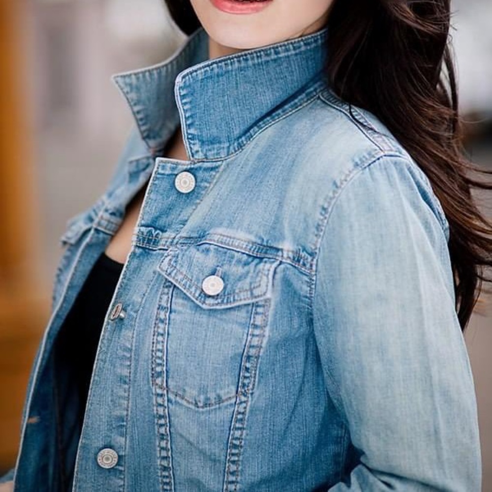 GAP JEAN JACKET!
